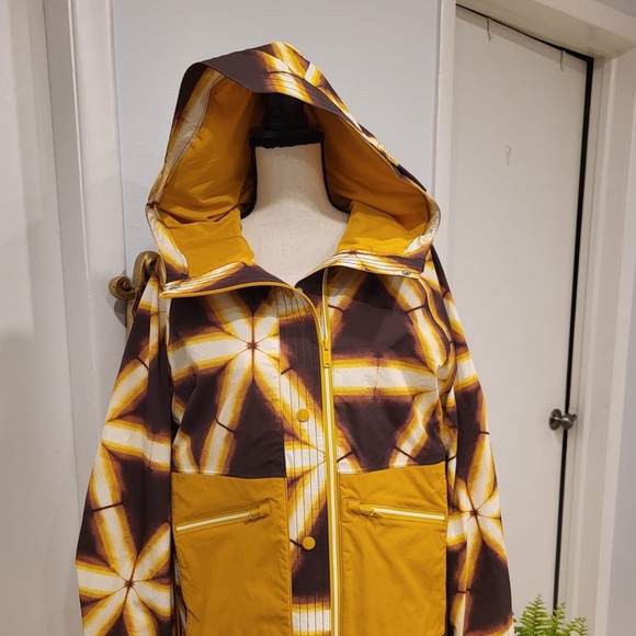 FP Movement NWT Sz M Singin In The Rain Packable Jacket In Golden Shibori Combo - Picture 3 of 10